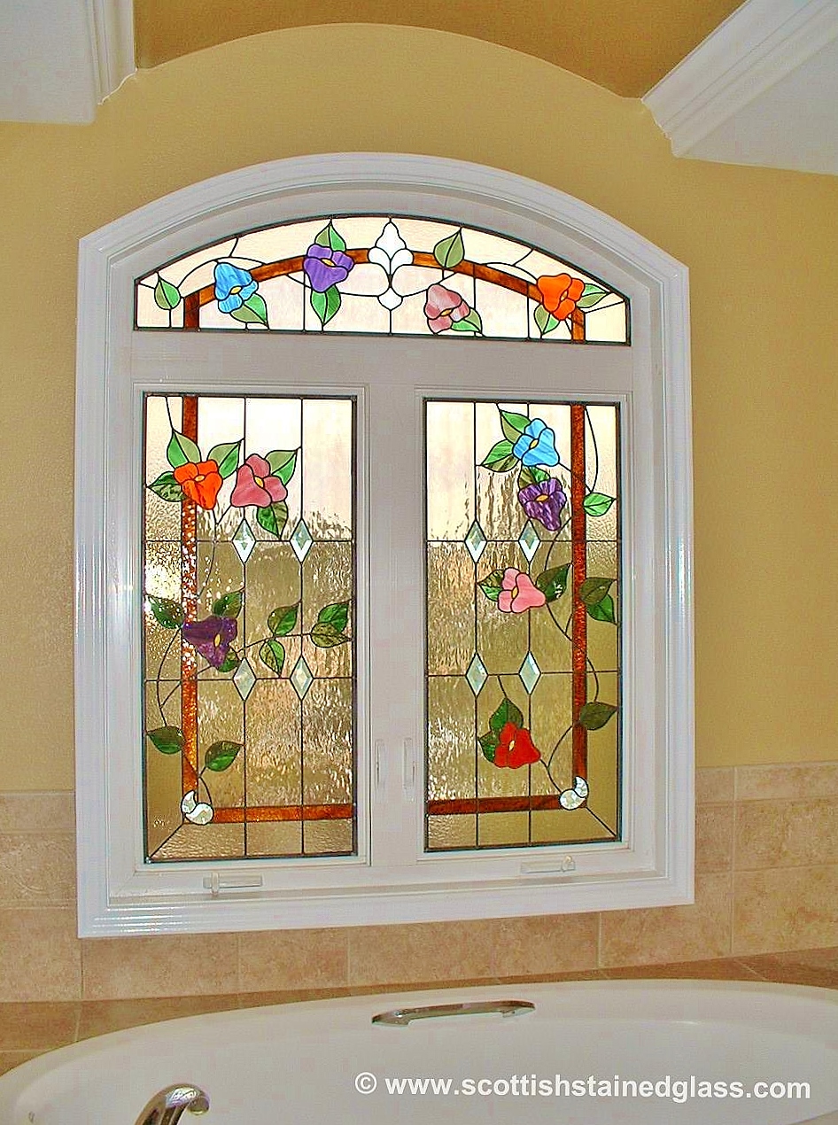 10 Stunning Stained Glass Bathroom Designs